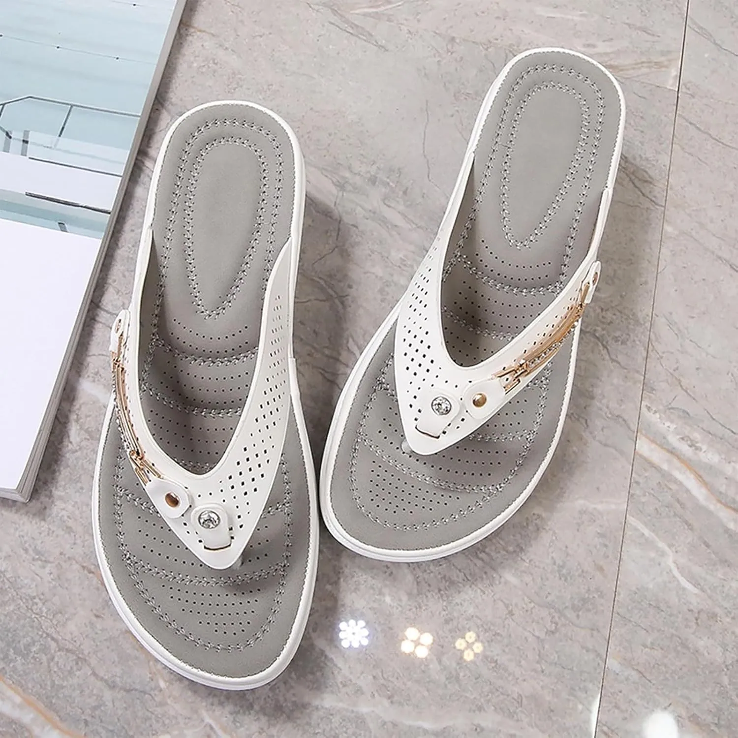 2024 Flip Flops For Women with Arch Support Comfortable Yoga Mat Orthopedic Sandals Lightweight Womens Flip-Flop