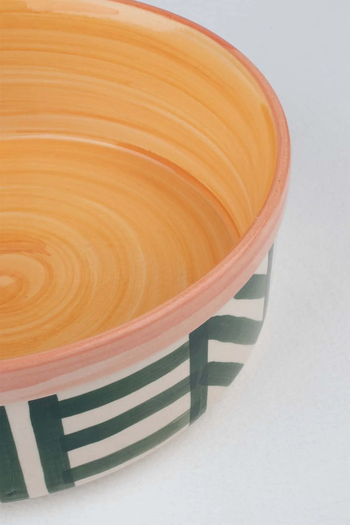 Arakta Large Straight Serving Bowl
