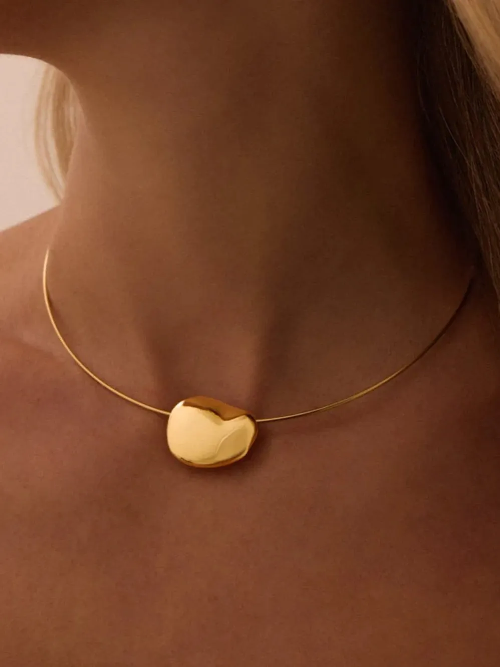 BLING BAR FAVA CHOKER