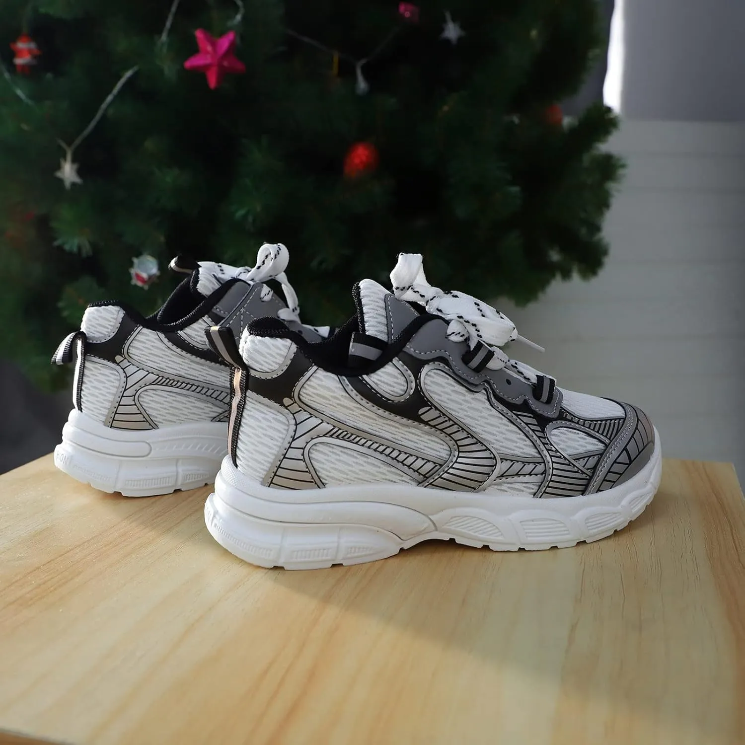 Boys Girls Shoes Kids Tennis Running Athletic Sport Sneakers Breathable Non Slip Mesh Comfortable Girls Dress Shoes