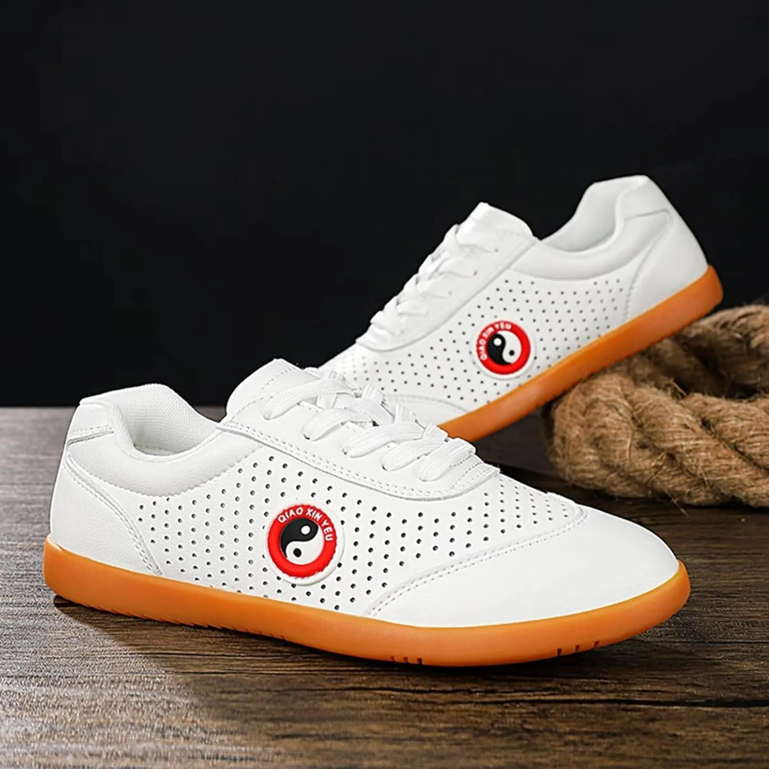 Breathable Martial Arts Shoes Sneakers for Women Non-Slip Taekwondo Shoes Unisex Kung Fu Taichi Sport Shoes for Daily Training Exercises Shoes