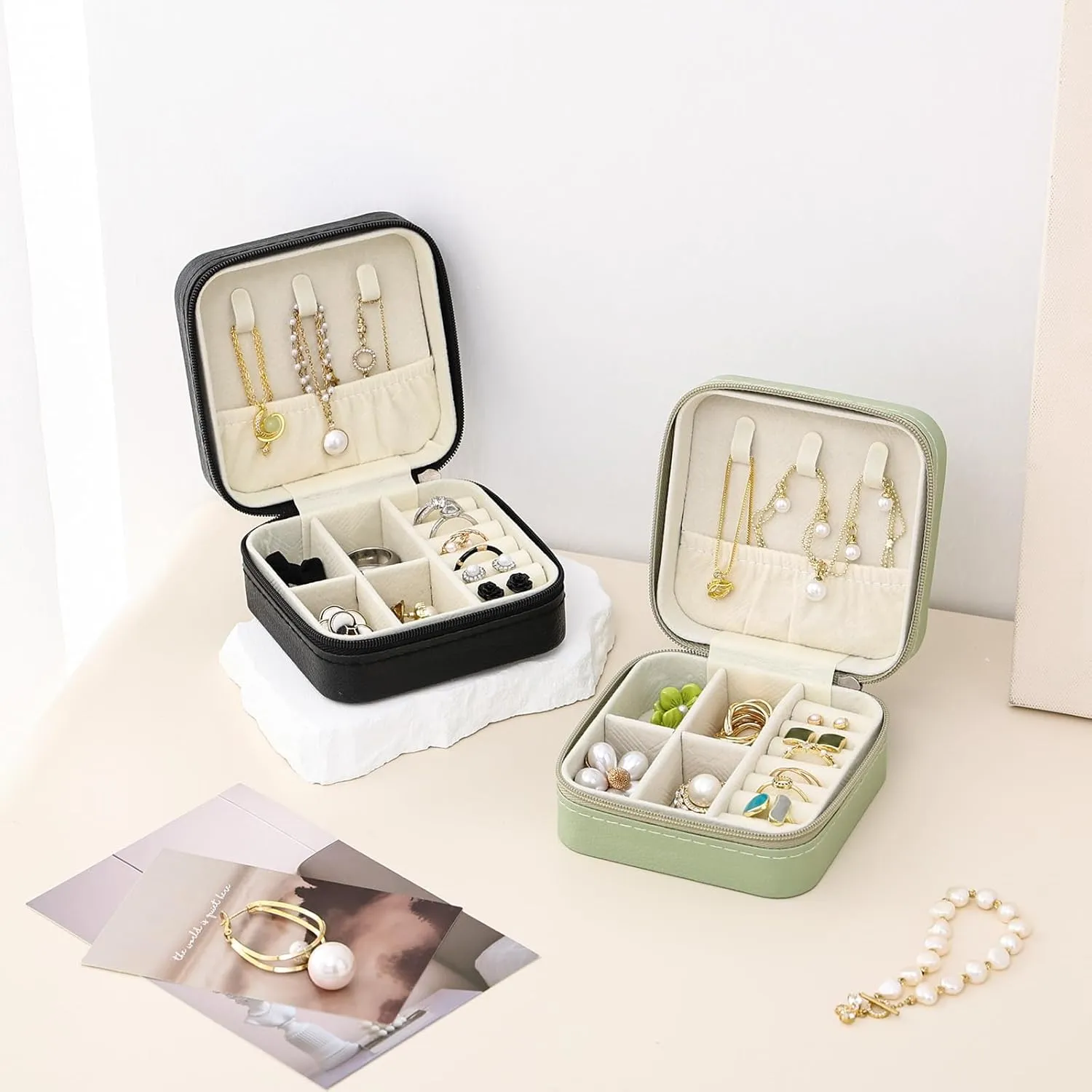 CASEGRACE Travel Jewelry Case, Small Jewelry Box Portable Jewelry Travel Organizer Display Storage Case for Rings Earring Necklace Bracelet, Gift for Women Girl