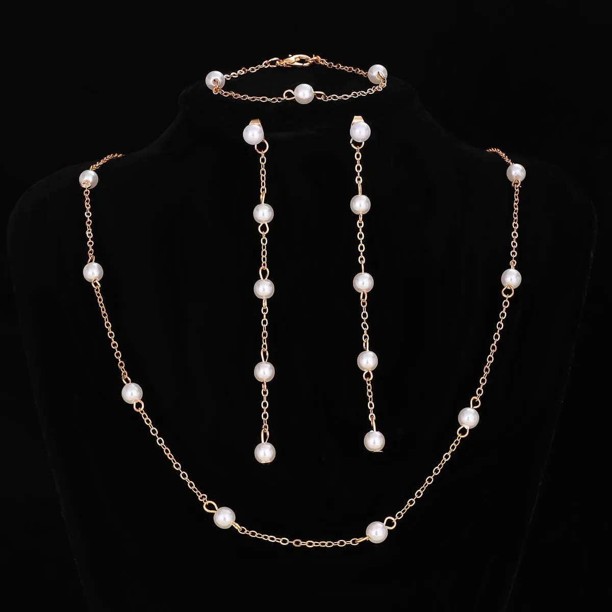 CJIAYUJEW Gold Jewelry Set for Women 14K Gold Plated Pearl Jewelry Set Adjustable Choker Necklace Bracelet Pearl Drop Earrings Wedding Jewelry for Women Gift