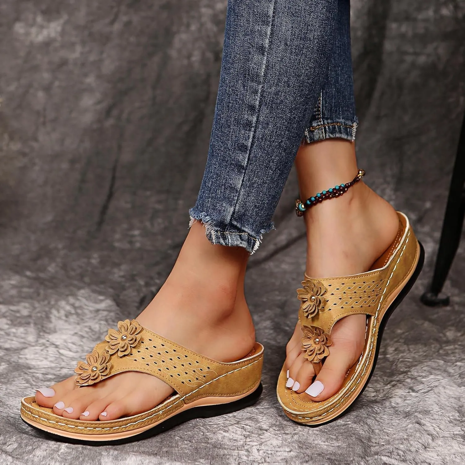 Flat Sandals for Women Women's Arch Support Flip Flops Slippers for Women Womens Black Sandal