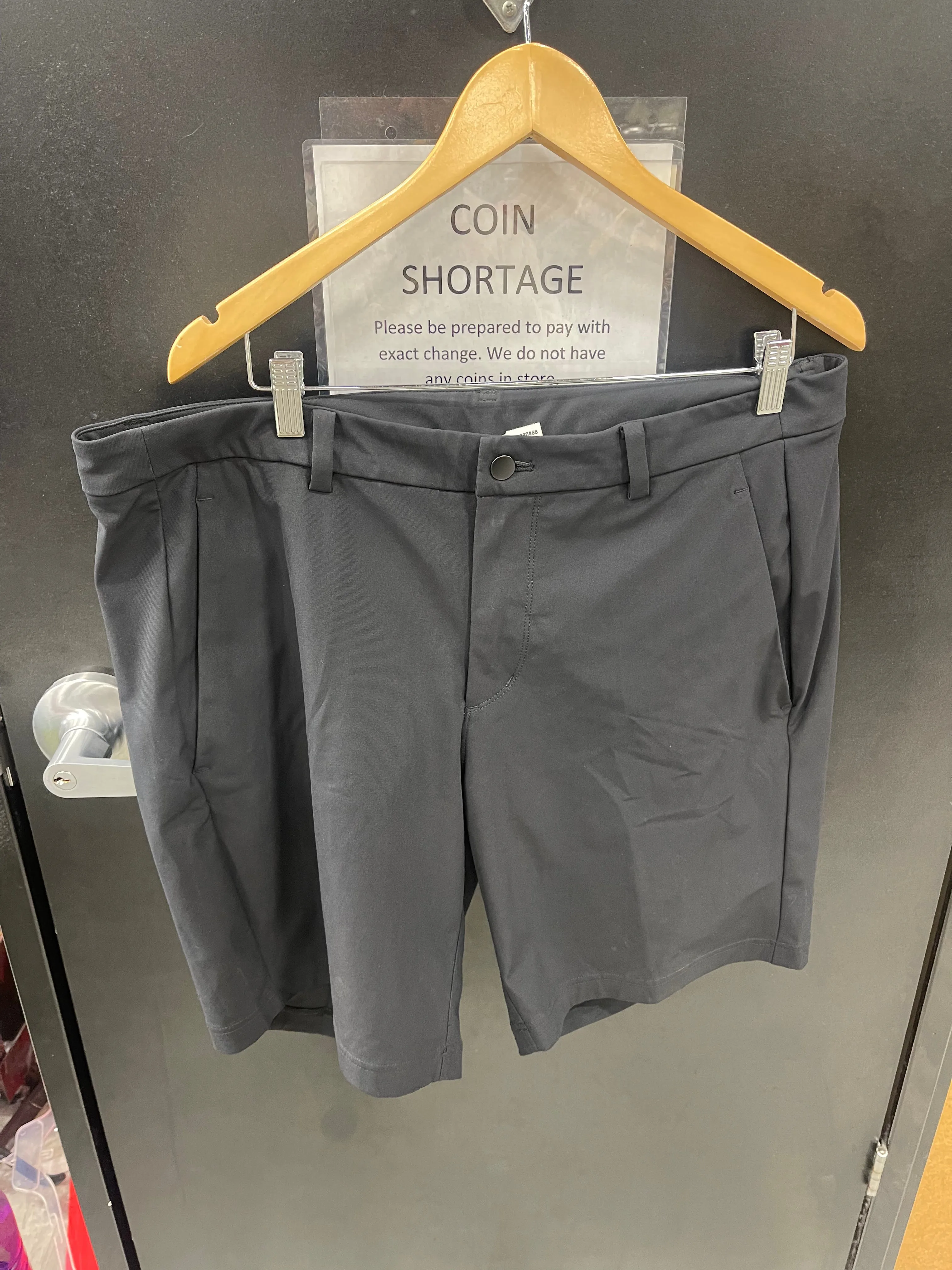 Lulu Lemon Shorts Size 40 7051