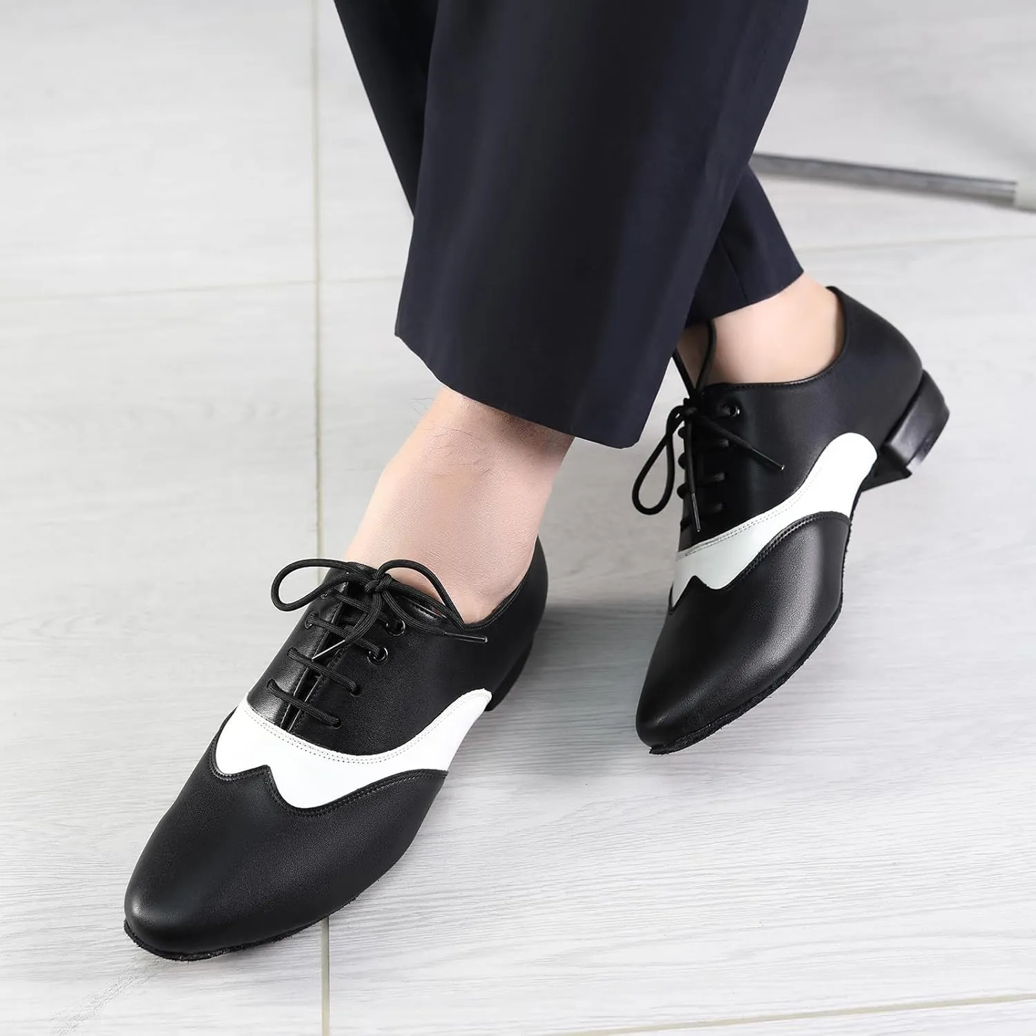 Men's Ballroom Dance Shoes Lace-up Low Heel Latin Salsa Tango Modern Character Practice