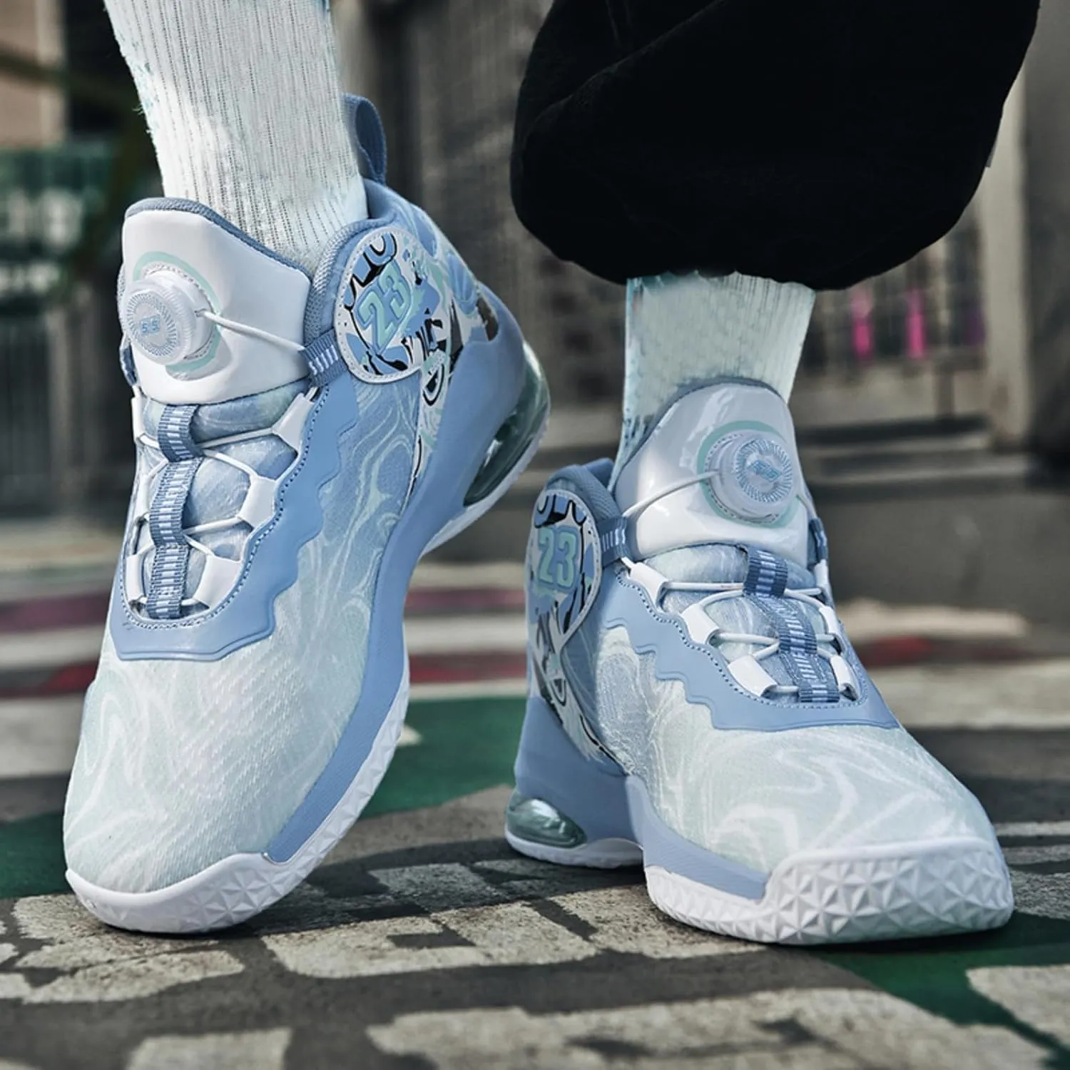 Men's Breathable Mesh Lace Up Basketball Shoes Fashion High-Top Non-Slip Sneakers Casual Gym Sports Tennis Jogging Shoes