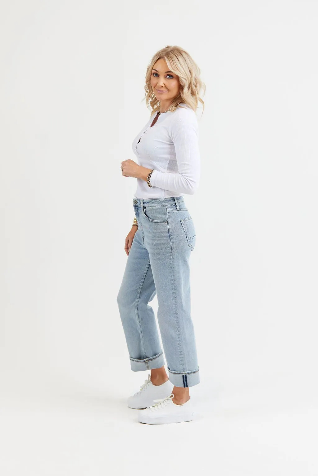 Oakley Jean