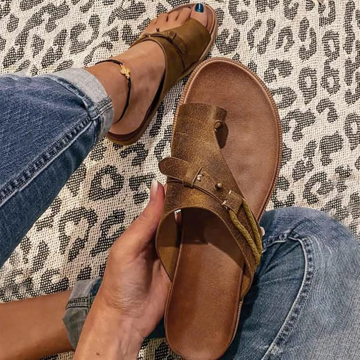 peqiut Sandals Women Retro Flip Flops Casual Orthopedic Sandals for Women Fashion Slides Womens Sandals Comfortable