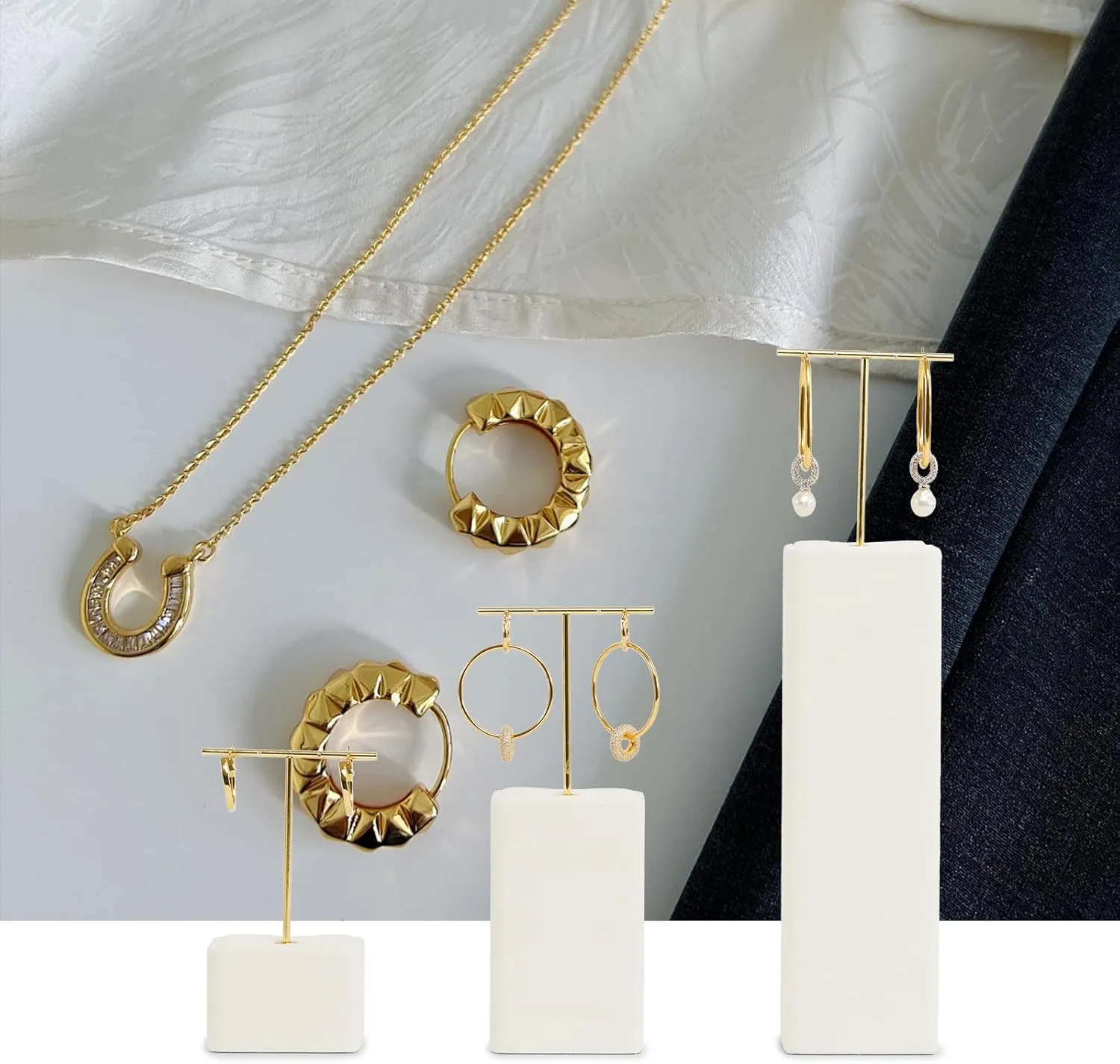 Single Jewelry Ring Stand Display Showcase Beige Microfiber Jewelry Display Stand for Ring(L)