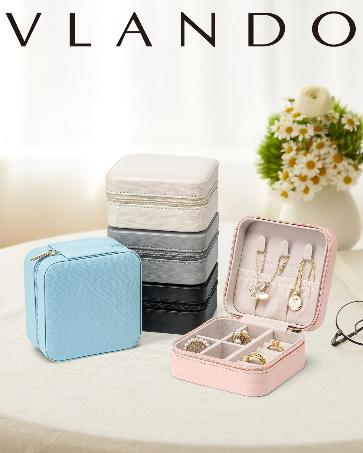 Vlando Travel Jewelry Box, Small Jewelry Travel Organizer Case for Girls Women - Black