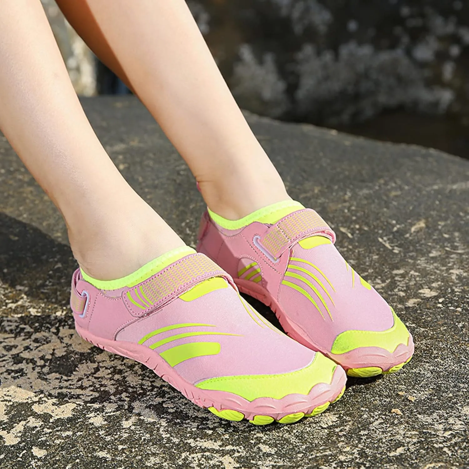 Water Shoes Men Wide Toe Box Quick Drying Slip On Barefoot for Pool Beach Surf Walk Water Yoga