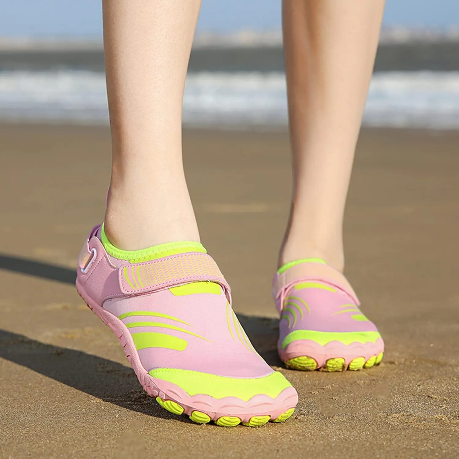 Water Shoes Men Wide Toe Box Quick Drying Slip On Barefoot for Pool Beach Surf Walk Water Yoga