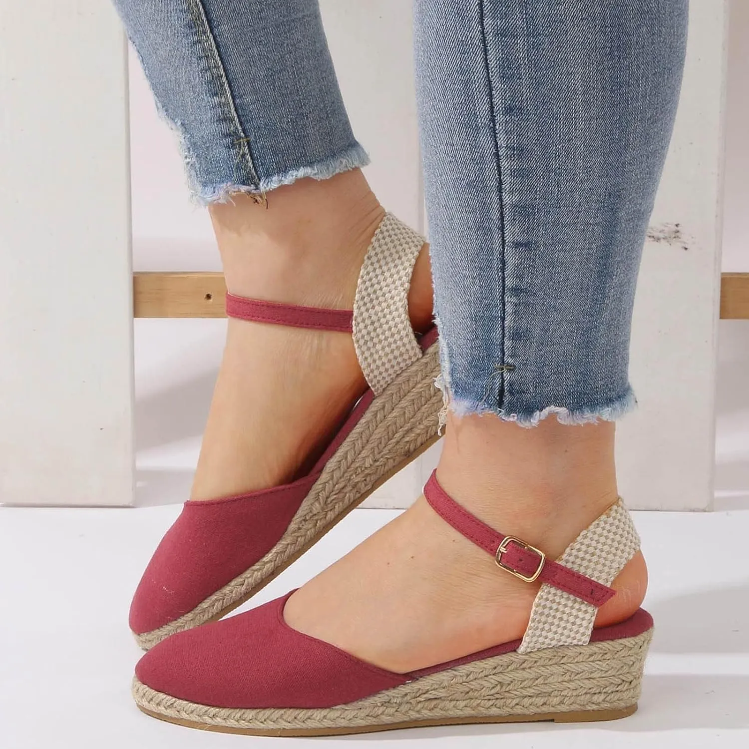 Women Shoes Fashionable Soft Sole Wedge Sandals Classic Thick High Heel Sandals for Women Strapped