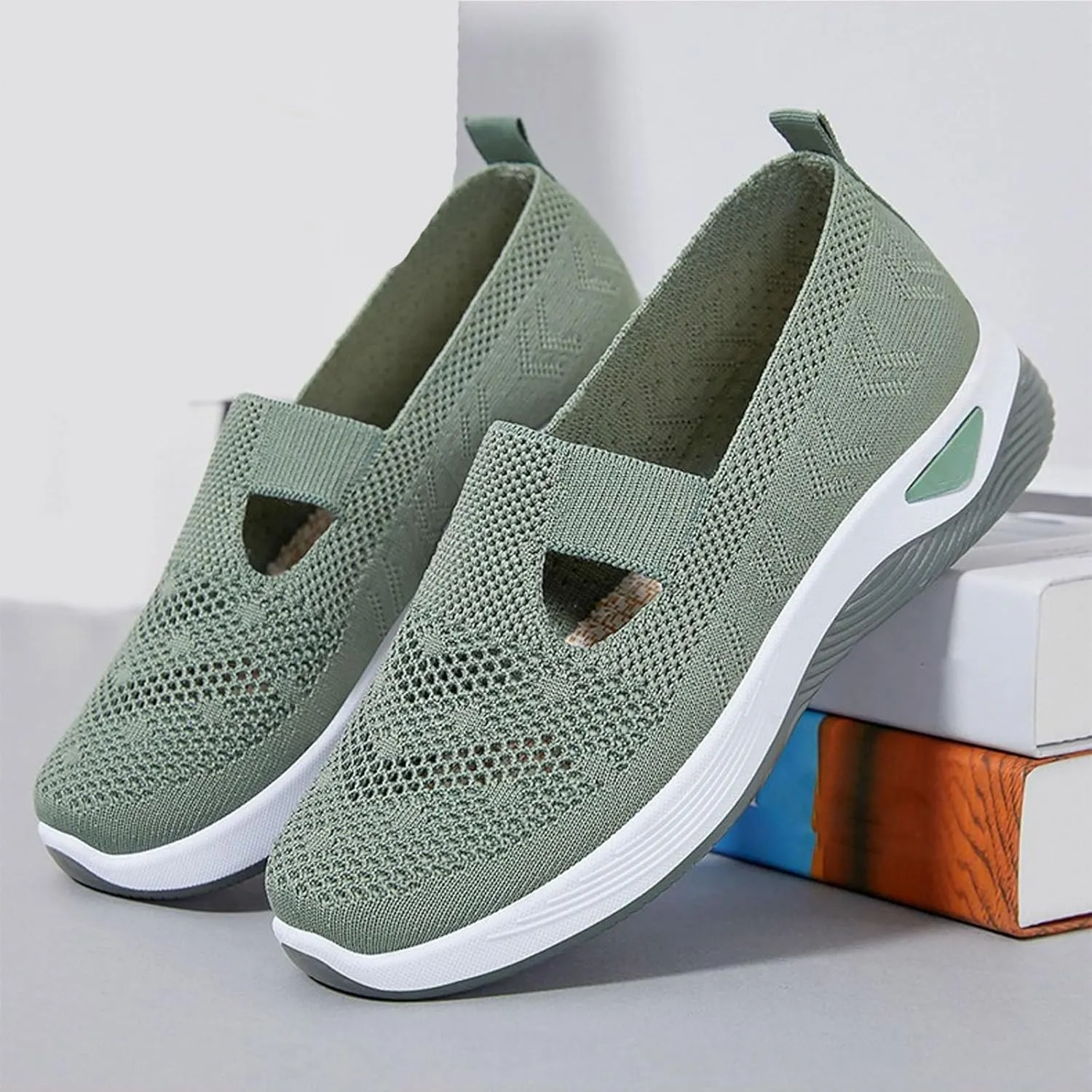Women's Casual Shoes Slip Breathable Lightweight Mesh Hiking Shoes Mens Shoes Wedding Casual Sneakers